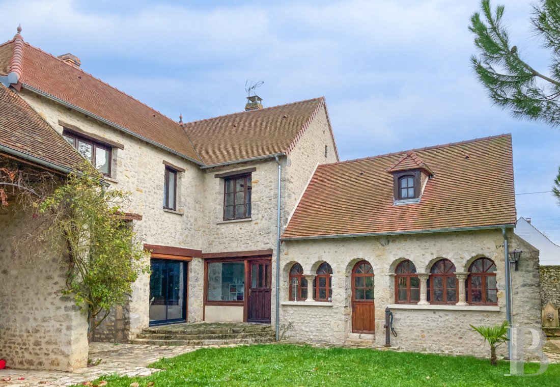 character properties France center val de loire   - 2