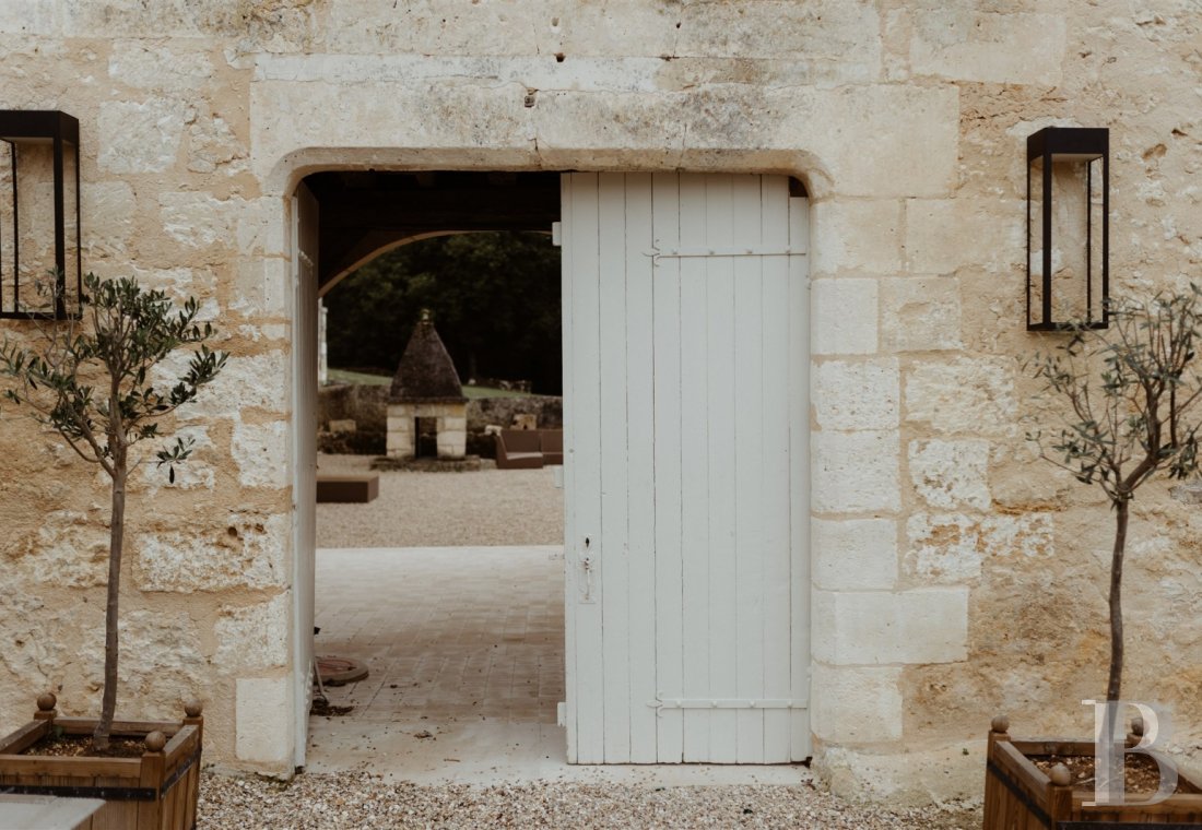 A former fortified estate in the heart of the Périgord vert, not far from Brantôme - photo  n°3