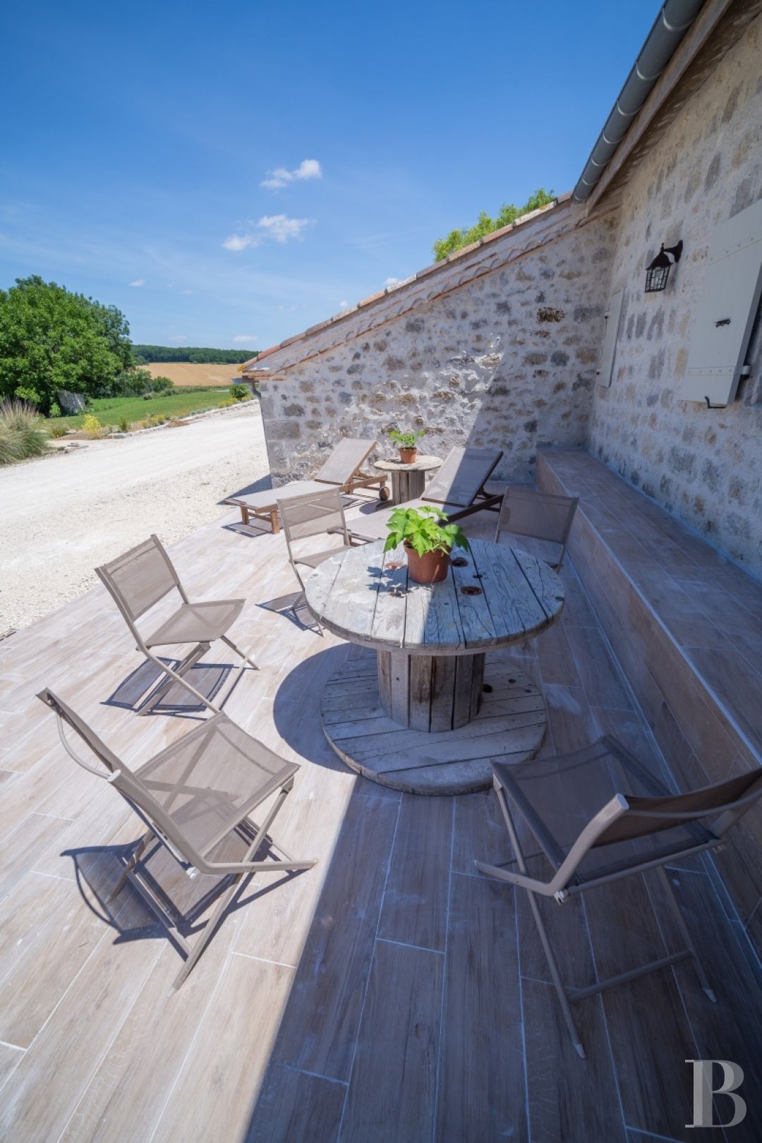 A Romanesque chapel in a hamlet lined with fields and orchards to the north of Agen - photo  n°28