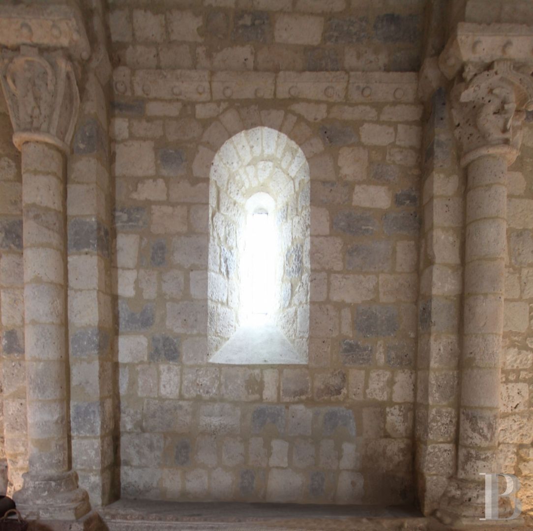 A Romanesque chapel in a hamlet lined with fields and orchards to the north of Agen - photo  n°11