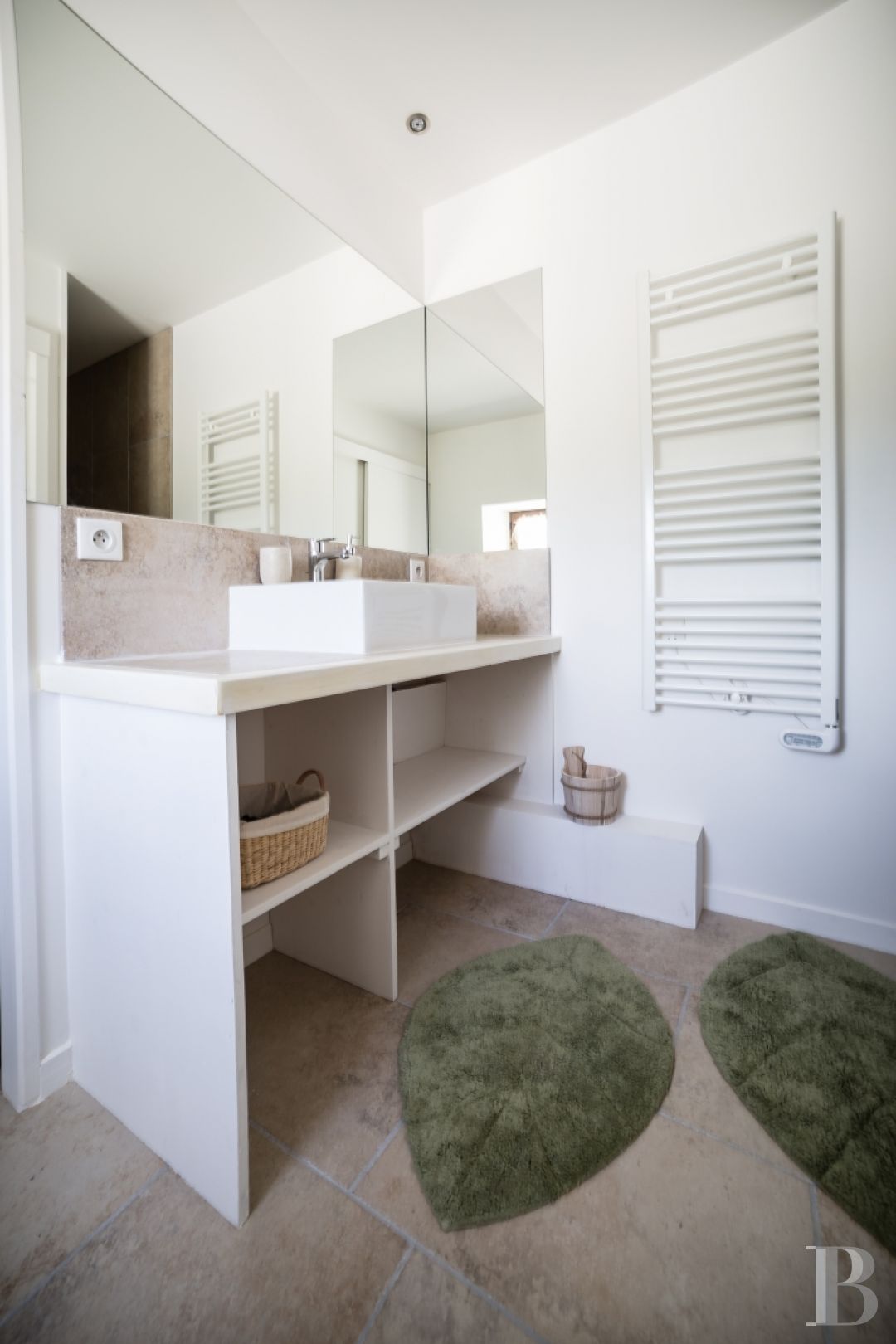 A Romanesque chapel in a hamlet lined with fields and orchards to the north of Agen - photo  n°29