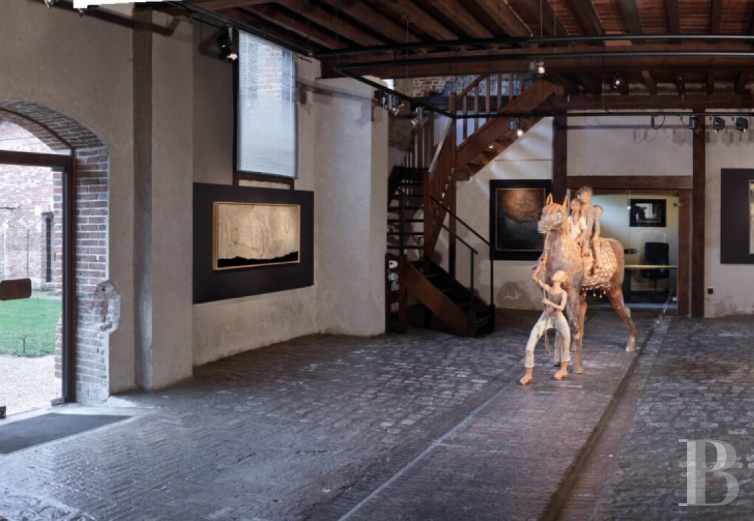 Vast outbuildings with a military past dedicated to contemporary art  in the heart of the Sologne forest - photo  n°10