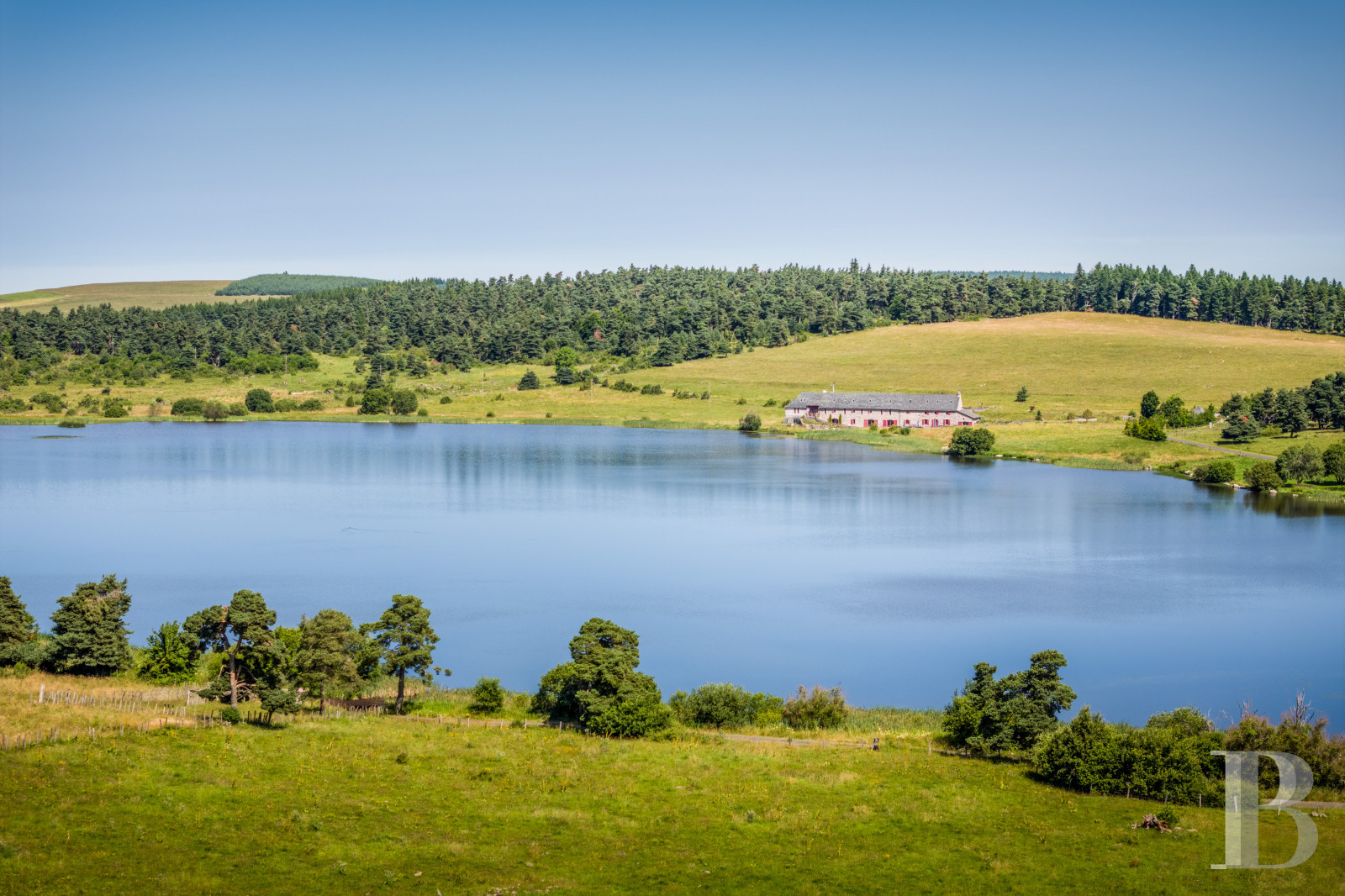 A former farm dedicated to well-being on the Via Averna, to the north of the Aubrac lands - photo  n°66
