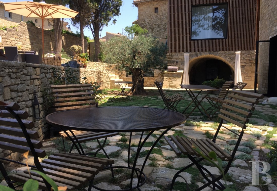 A thousand-year-old tower with a contemporary feel in the heart of Gard, not far from Uzès - photo  n°5