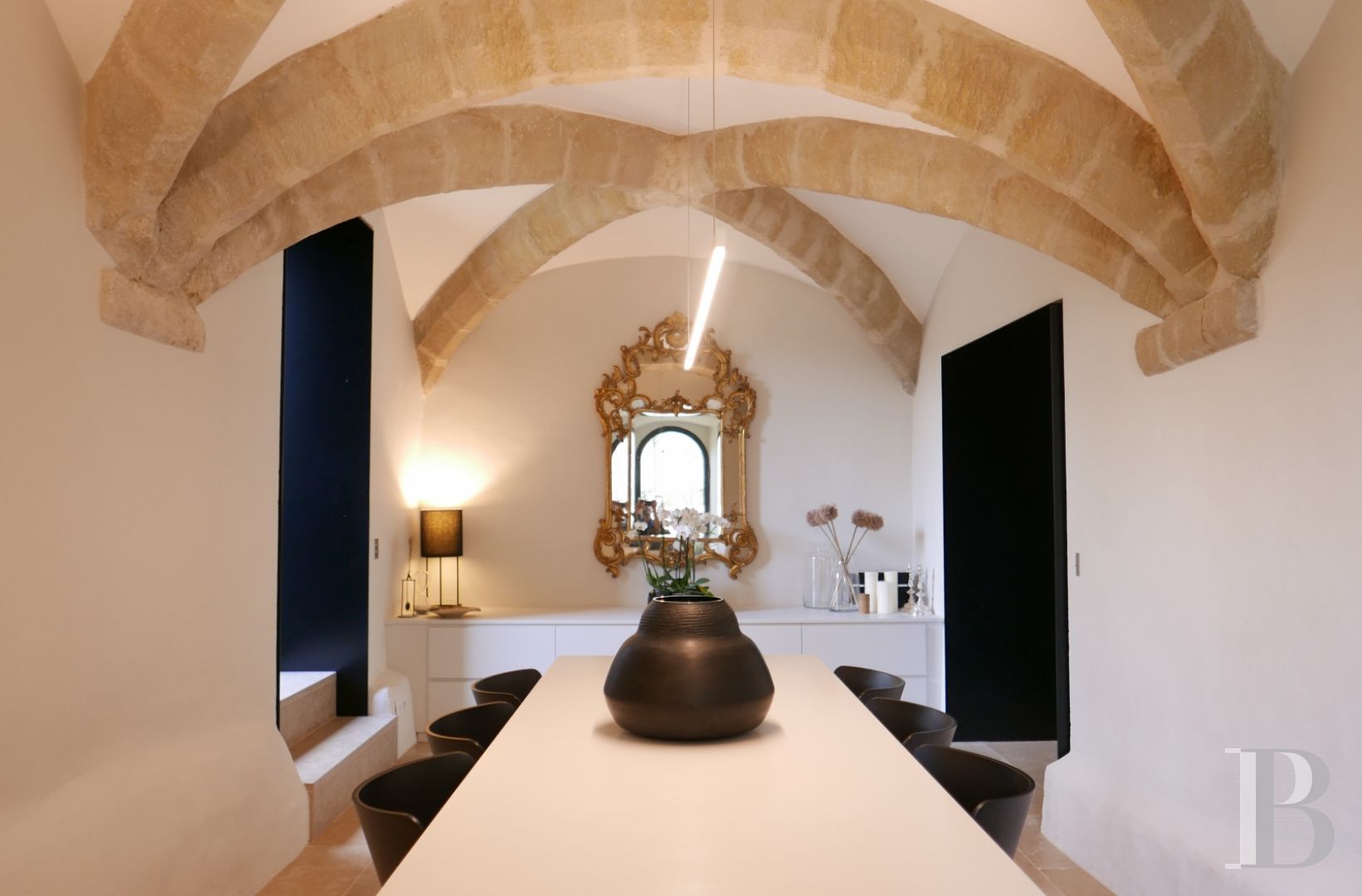 A thousand-year-old tower with a contemporary feel in the heart of Gard, not far from Uzès - photo  n°15