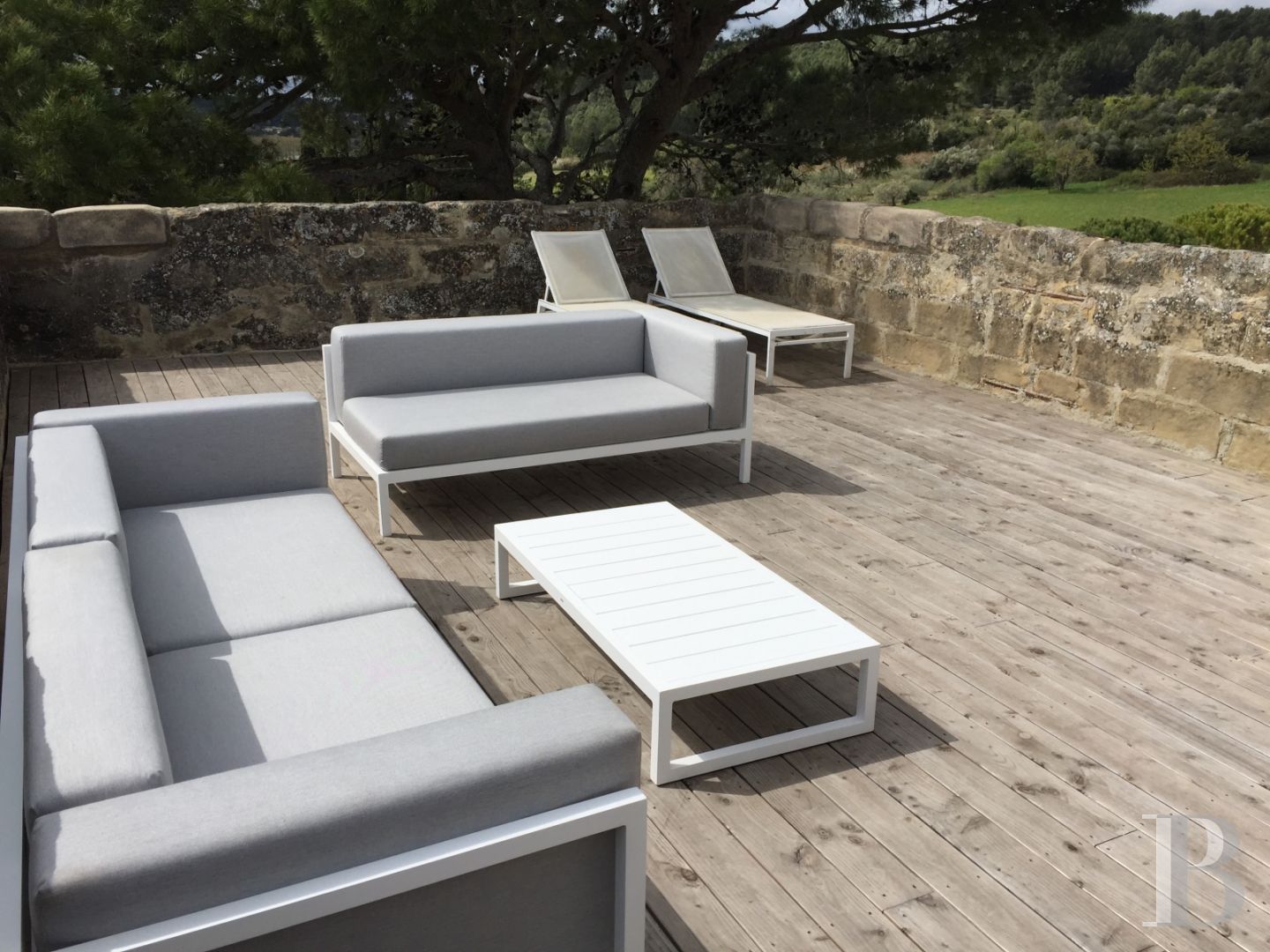 A thousand-year-old tower with a contemporary feel in the heart of Gard, not far from Uzès - photo  n°33