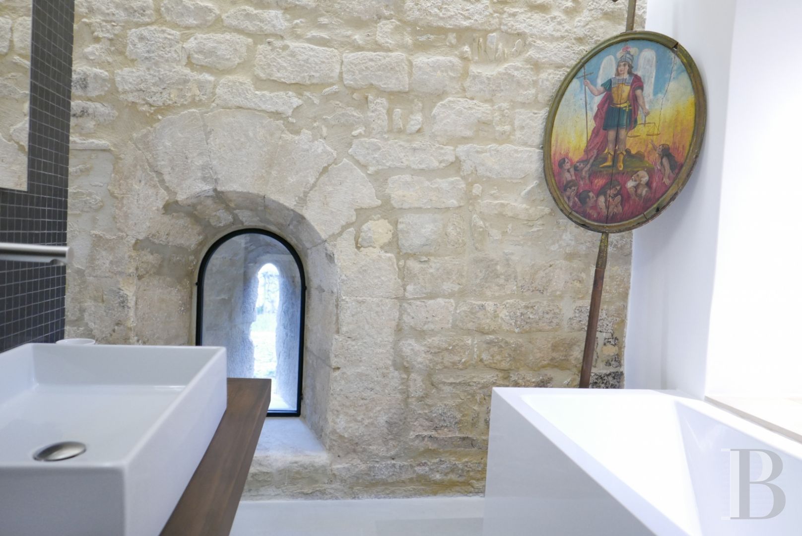 A thousand-year-old tower with a contemporary feel in the heart of Gard, not far from Uzès - photo  n°18