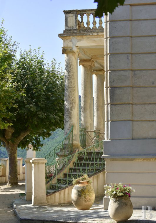 Au nord du Cap Corse, un « palazzu » d’inspiration italienne avec la mer pour horizon - photo  n°5