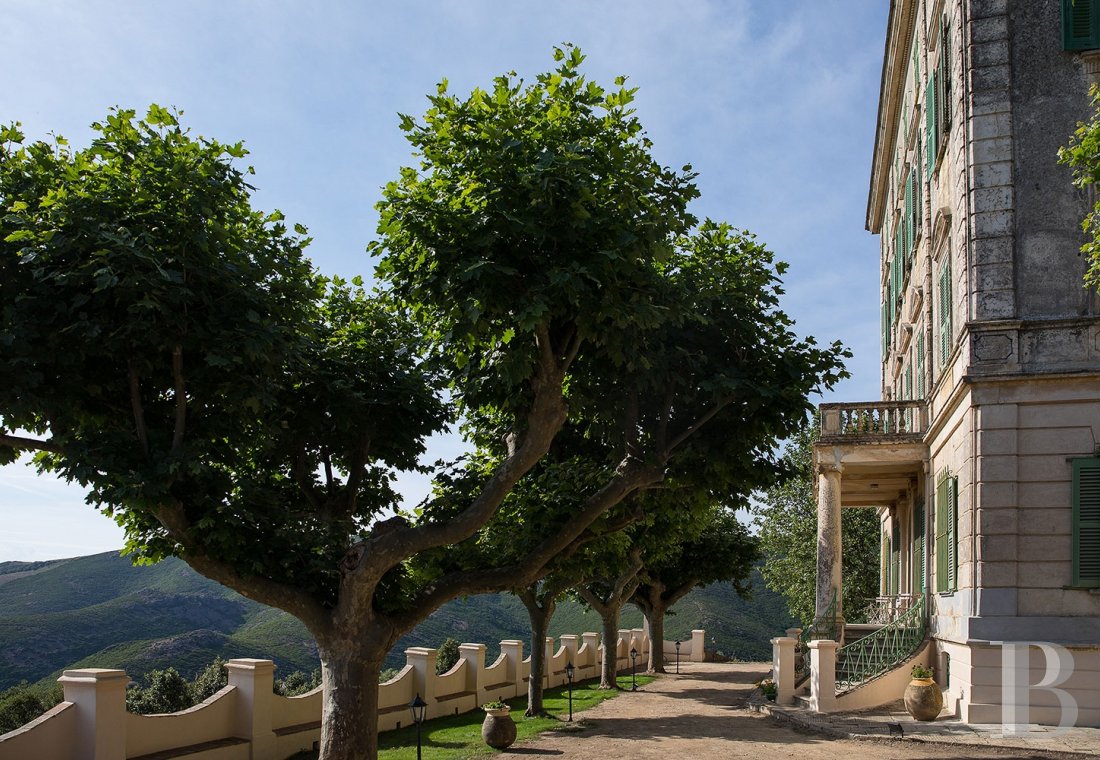 Au nord du Cap Corse, un « palazzu » d’inspiration italienne avec la mer pour horizon - photo  n°2