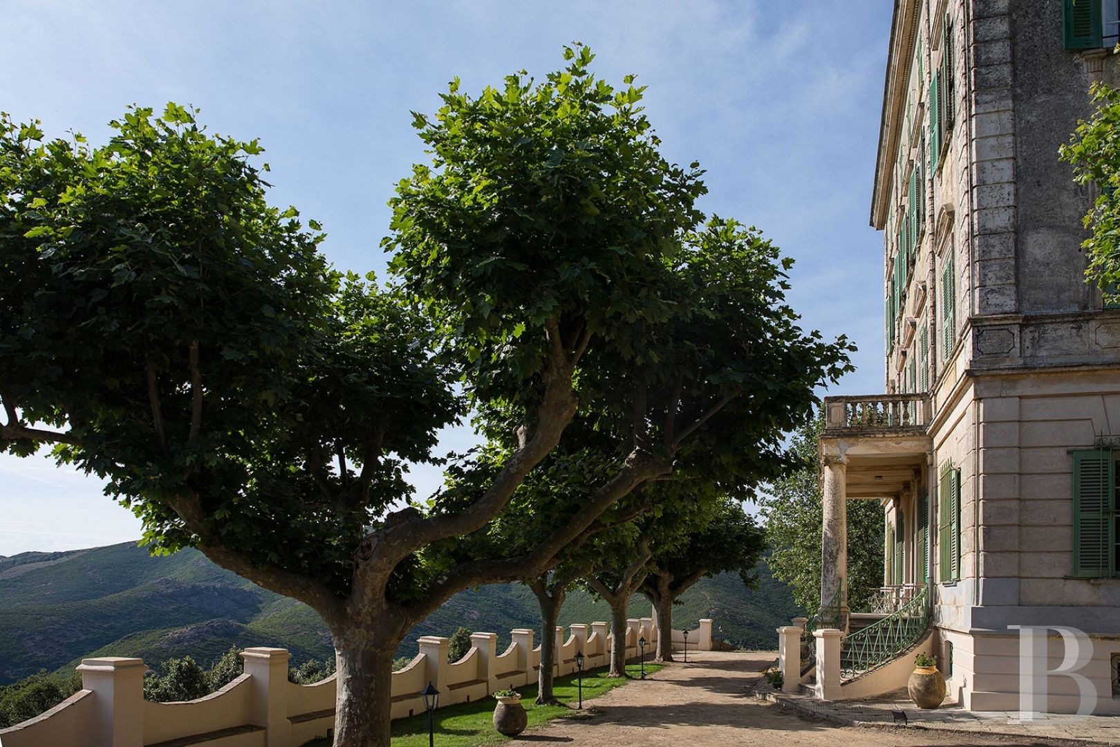 Au nord du Cap Corse, un « palazzu » d’inspiration italienne avec la mer pour horizon - photo  n°2