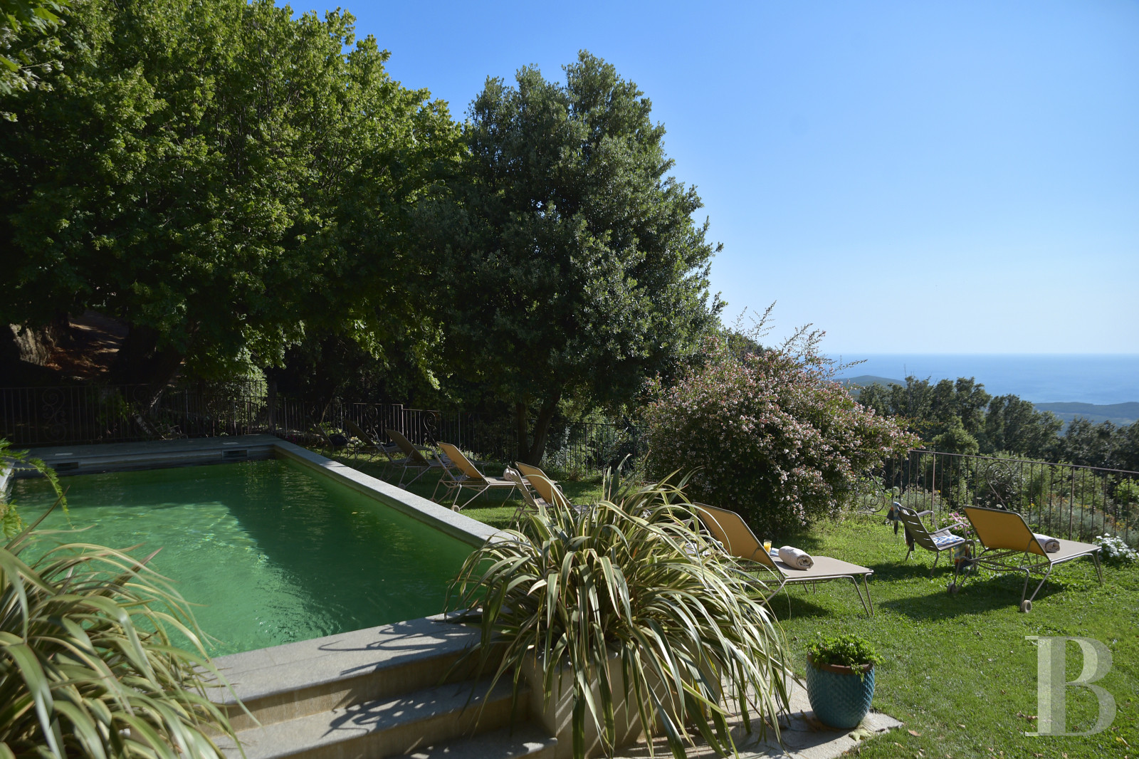 Au nord du Cap Corse, un « palazzu » d’inspiration italienne avec la mer pour horizon - photo  n°7