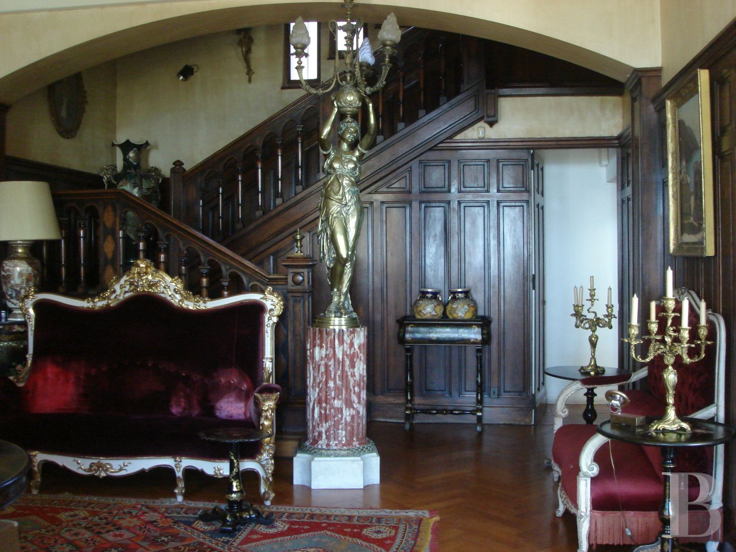 À Marseille, au cœur du Roucas-Blanc, une villa du 19ème siècle et ses spectaculaires jardins et rocailles dominant la corniche - photo  n°14