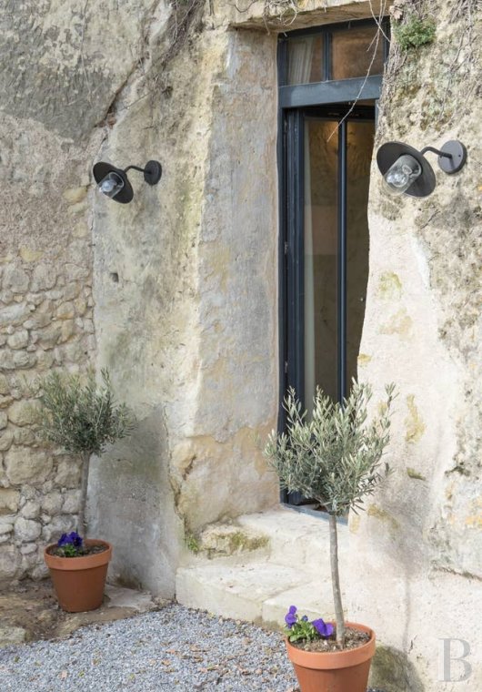 Dans le Val de Loire, face à Amboise,  une maison troglodytique tout en confort et lumière - photo  n°34