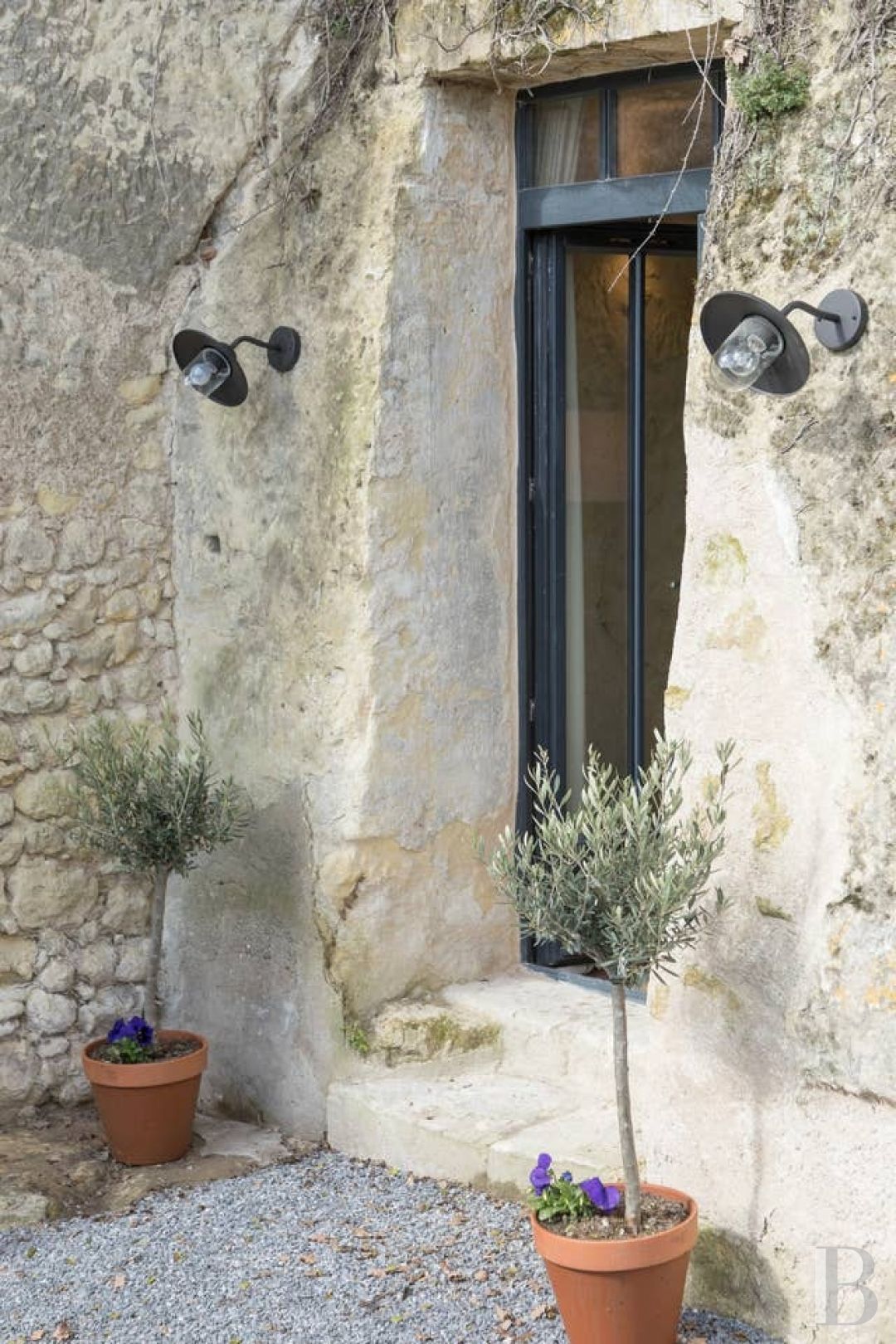 A troglodyte house full of comfort and light in the Val de Loire across from Amboise  - photo  n°34