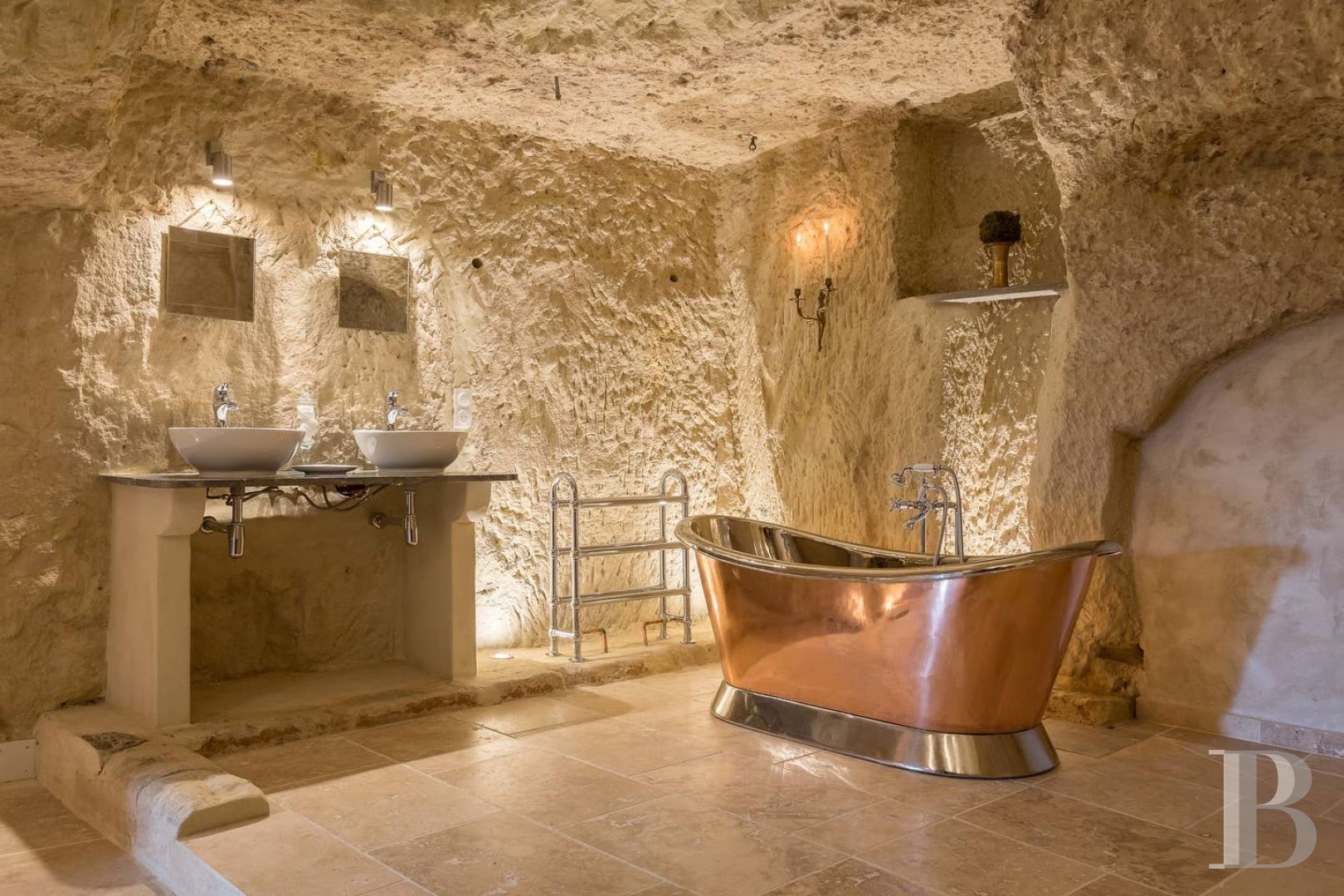 A troglodyte house full of comfort and light in the Val de Loire across from Amboise  - photo  n°11