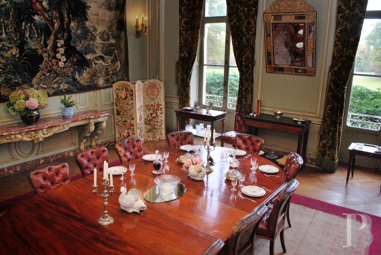 Entre Angers et Cholet, un château de famille entouré de ses terres - photo  n°6