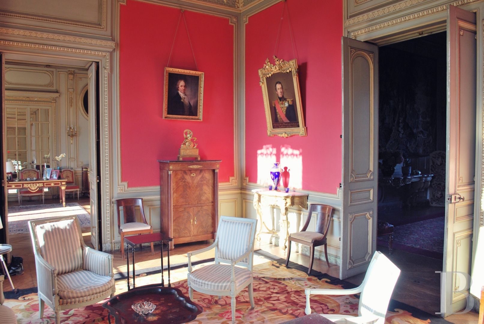 Entre Angers et Cholet, un château de famille entouré de ses terres - photo  n°5