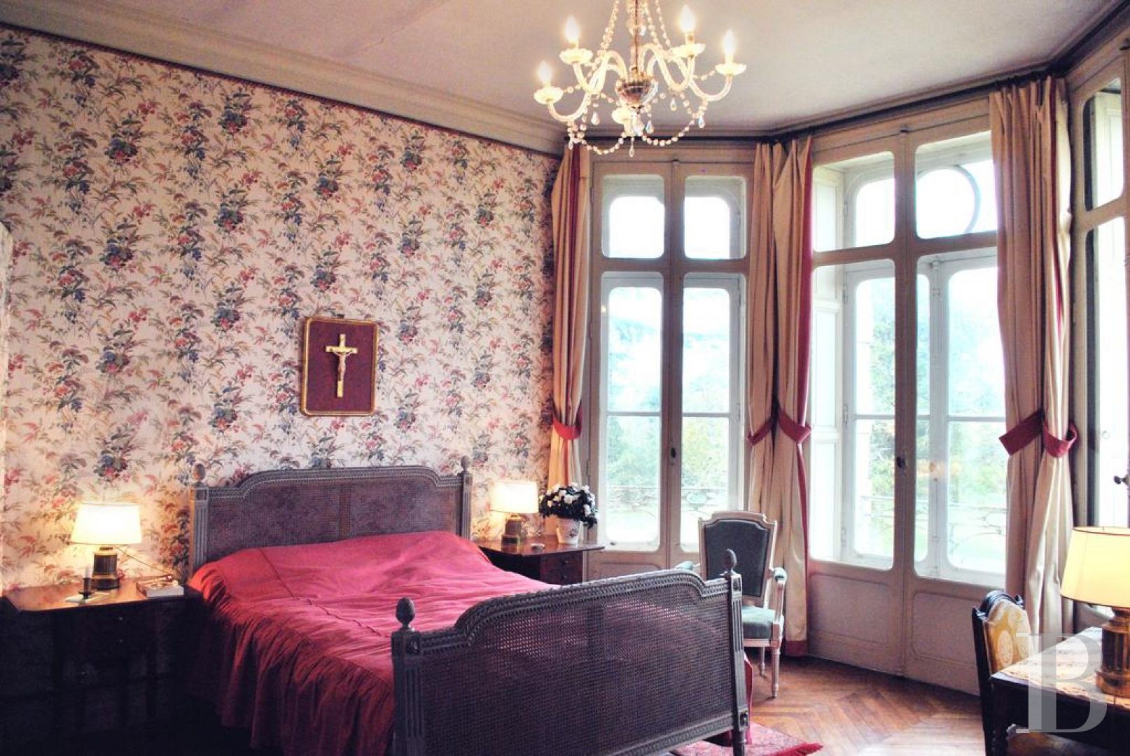 Entre Angers et Cholet, un château de famille entouré de ses terres - photo  n°18