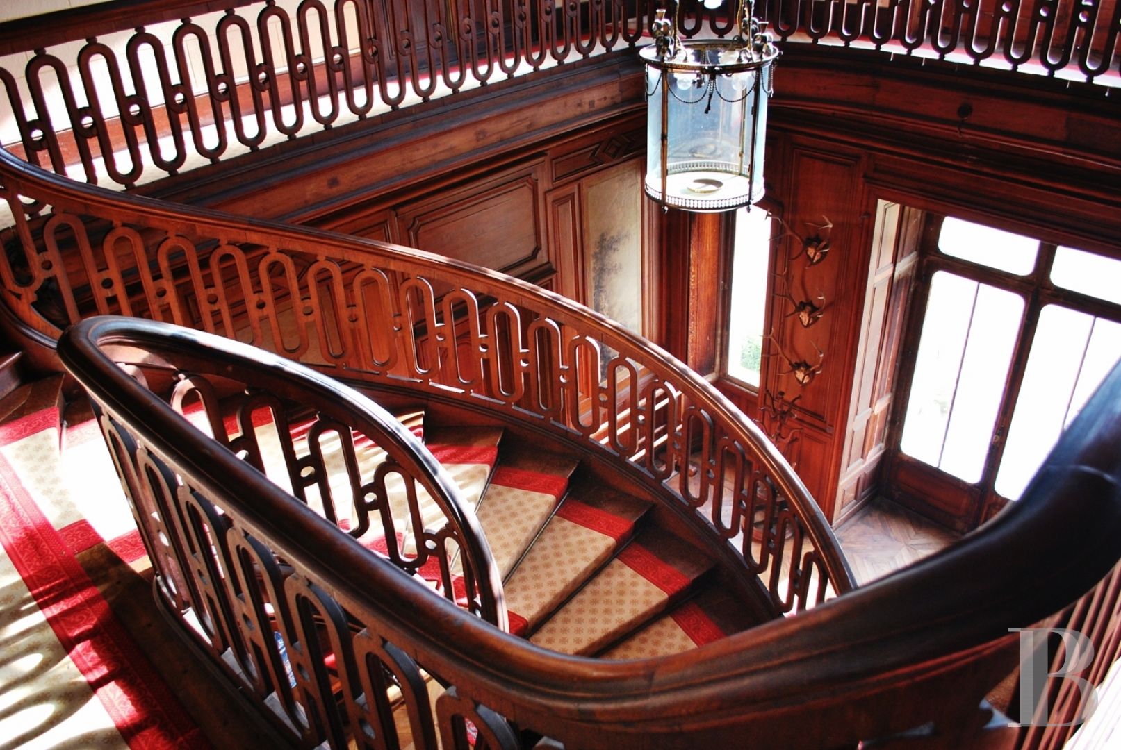 A family chateau surrounded by land between Angers and Cholet - photo  n°16