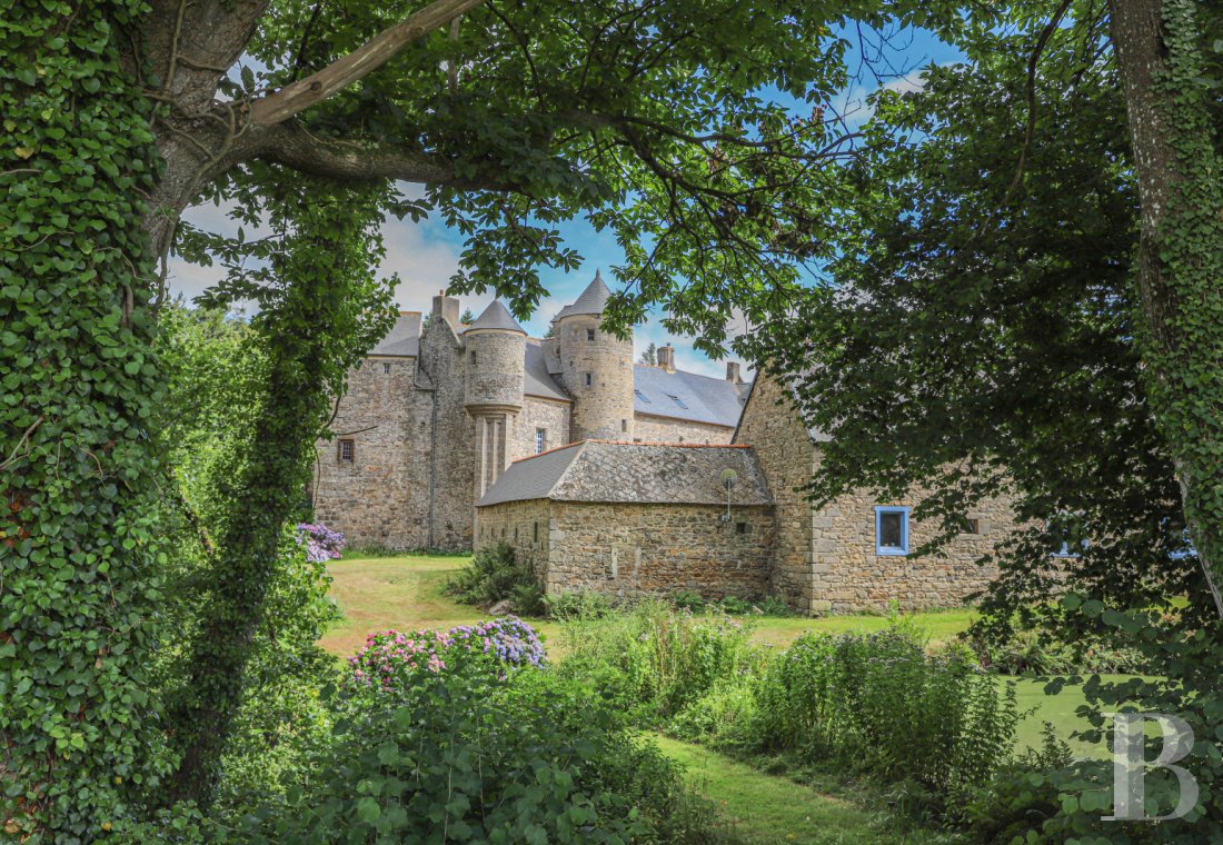France mansions for sale brittany   - 12