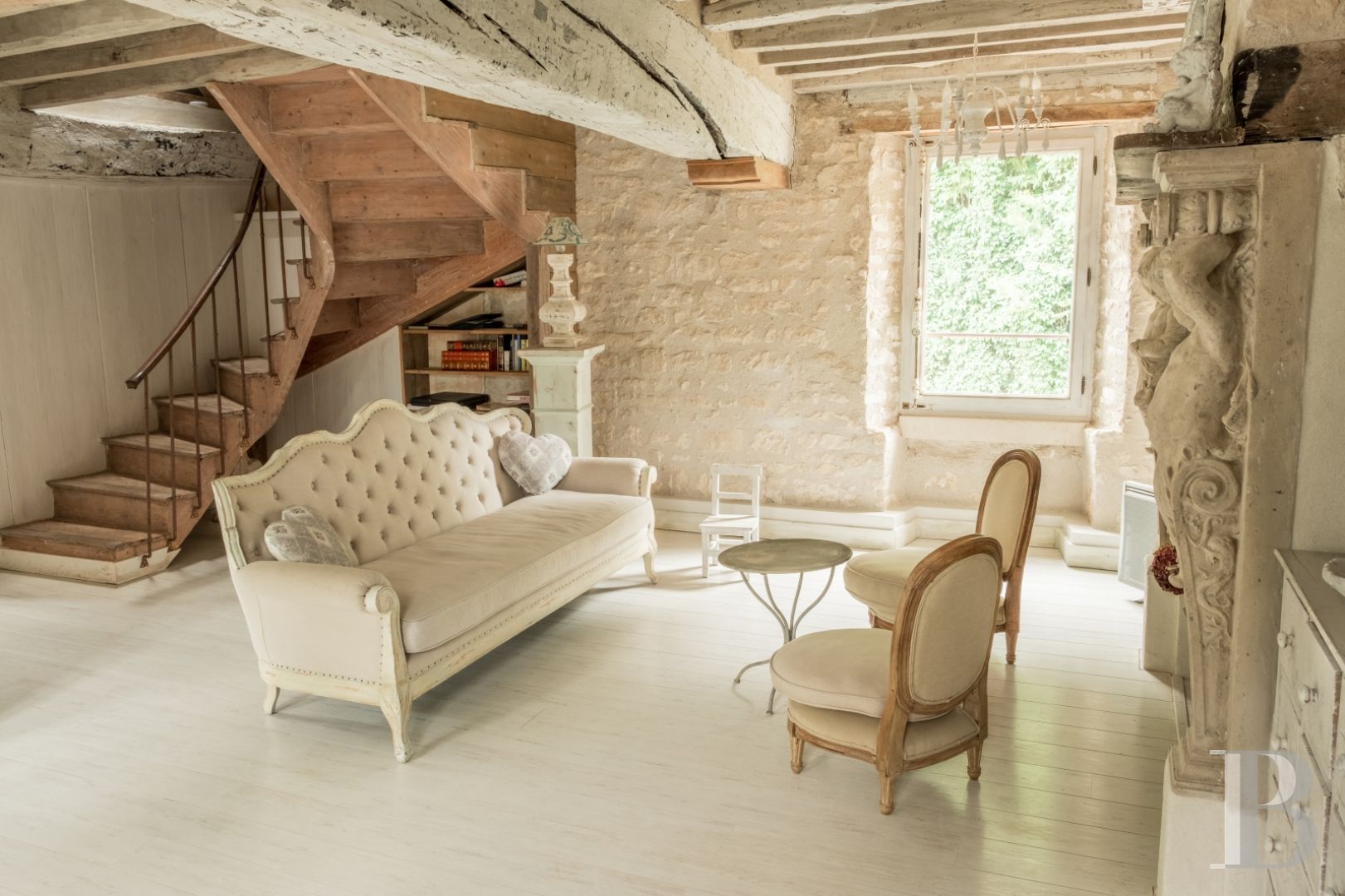 Au sud d’Auxerre, au bord de l’Yonne, un domaine du 18e s.  ouvert à toutes les villégiatures - photo  n°28