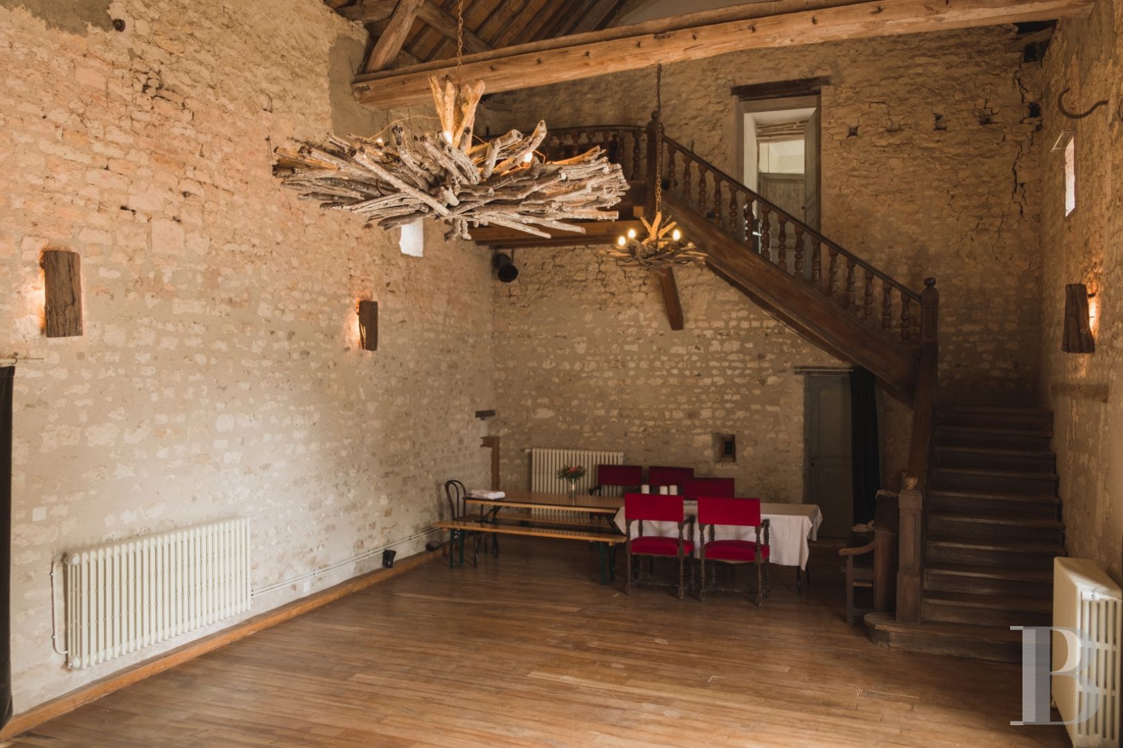 Au sud d’Auxerre, au bord de l’Yonne, un domaine du 18e s.  ouvert à toutes les villégiatures - photo  n°42