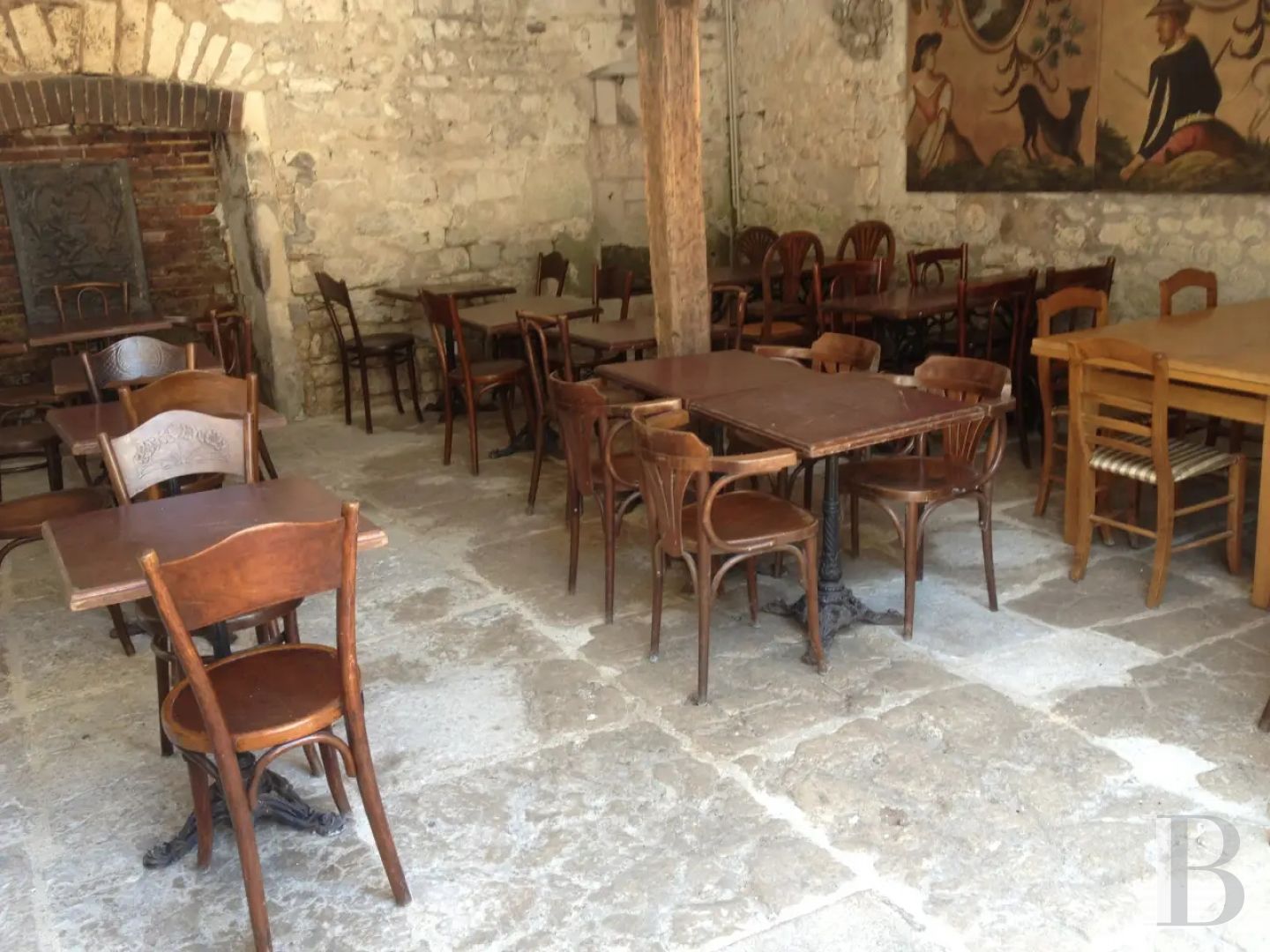 Au sud d’Auxerre, au bord de l’Yonne, un domaine du 18e s.  ouvert à toutes les villégiatures - photo  n°41