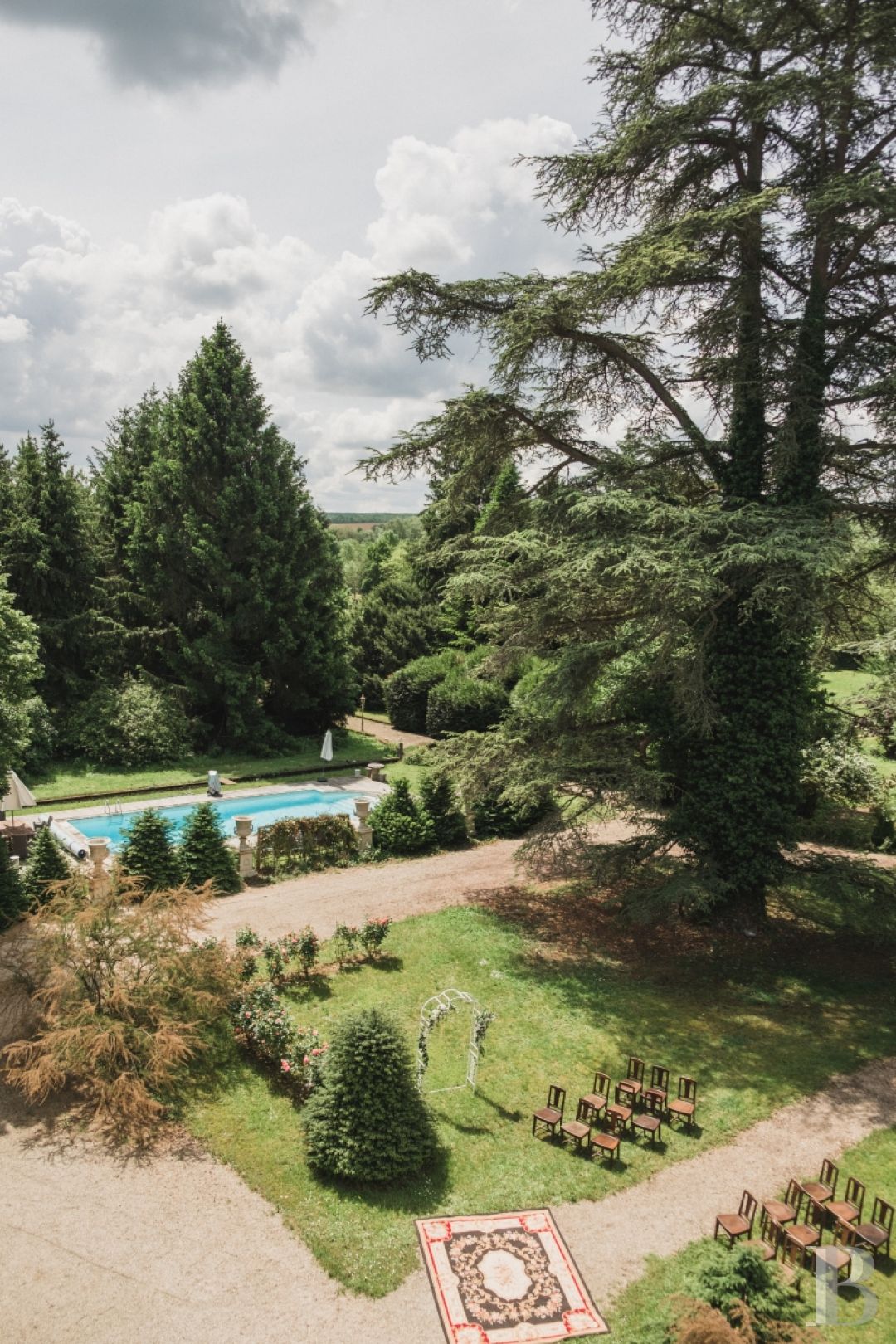 Au sud d’Auxerre, au bord de l’Yonne, un domaine du 18e s.  ouvert à toutes les villégiatures - photo  n°21