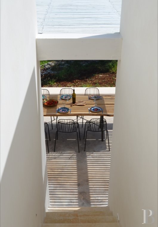The Casa di Monti, between two seas and a field of ancient olive trees, perfect for holidays in Puglia in Southern Italy  - photo  n°15