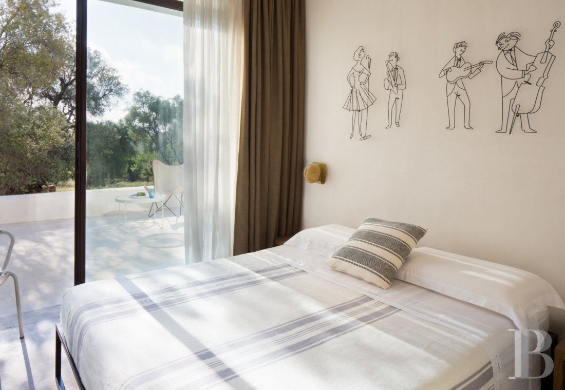 The Casa di Monti, between two seas and a field of ancient olive trees, perfect for holidays in Puglia in Southern Italy  - photo  n°19