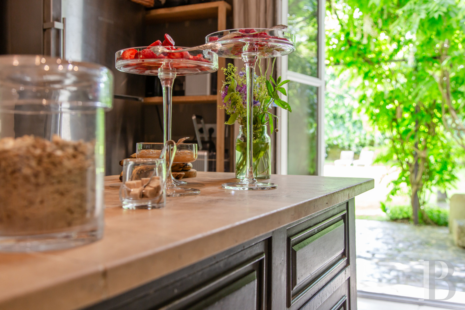 A classic and elegant house for relaxing weekends, family gatherings and important meetings just 50 kilometres from Paris  - photo  n°16