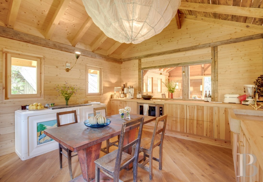 Dans la vallée de la Manche, à proximité de Morzine,  une ferme-chalet du 18e siècle pour une grande famille ou de nombreux amis - photo  n°6