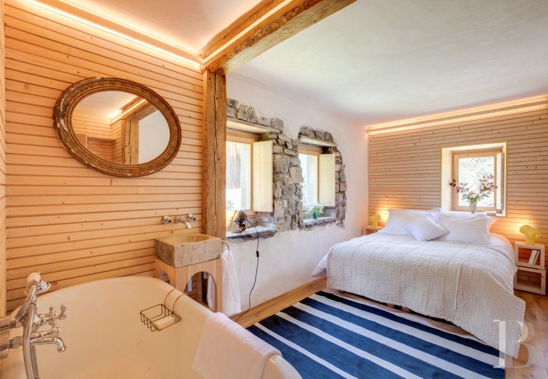 Dans la vallée de la Manche, à proximité de Morzine,  une ferme-chalet du 18e siècle pour une grande famille ou de nombreux amis - photo  n°12