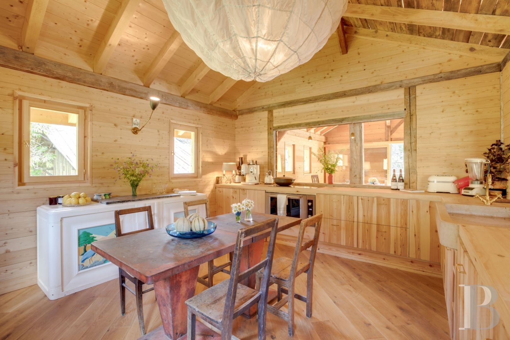 Dans la vallée de la Manche, à proximité de Morzine,  une ferme-chalet du 18e siècle pour une grande famille ou de nombreux amis - photo  n°6