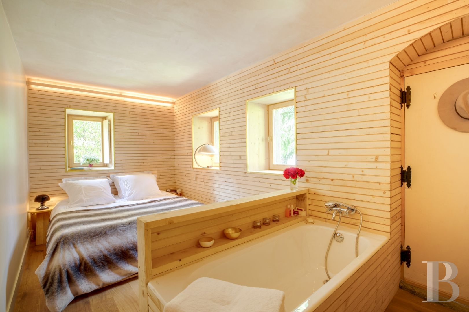 Dans la vallée de la Manche, à proximité de Morzine,  une ferme-chalet du 18e siècle pour une grande famille ou de nombreux amis - photo  n°13