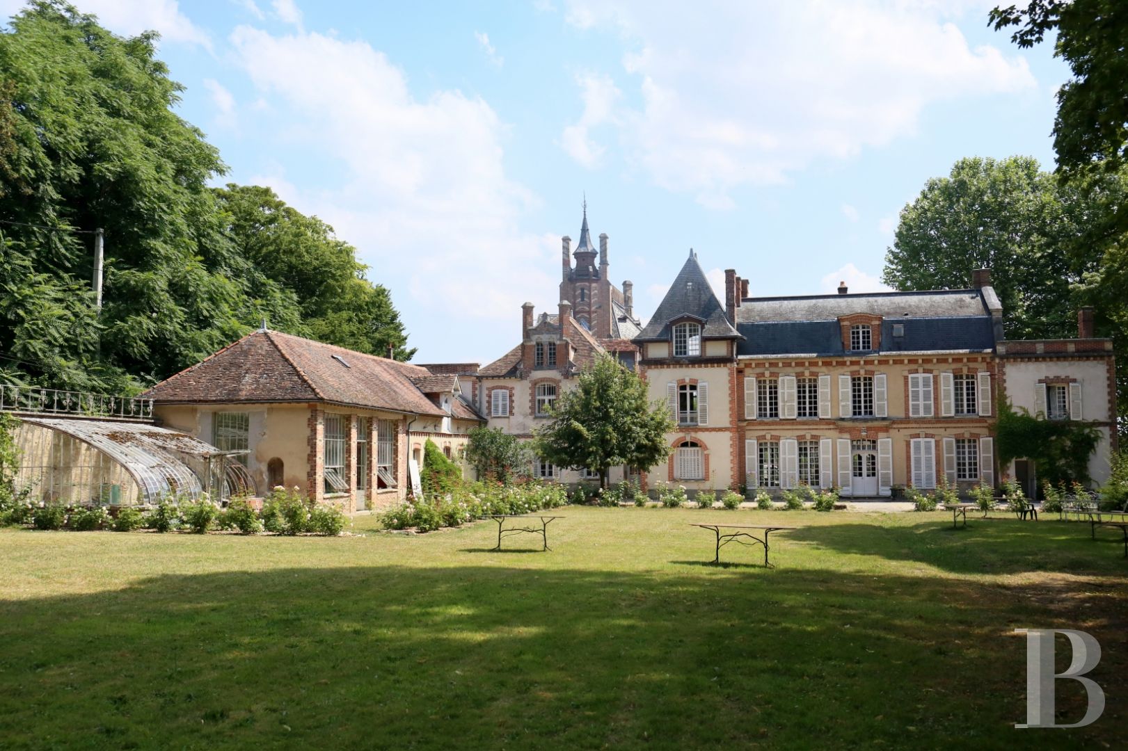 The Rosa Bonheur chateau filled with memories of the artist  at the edge of the Fontainebleau forest  - photo  n°1