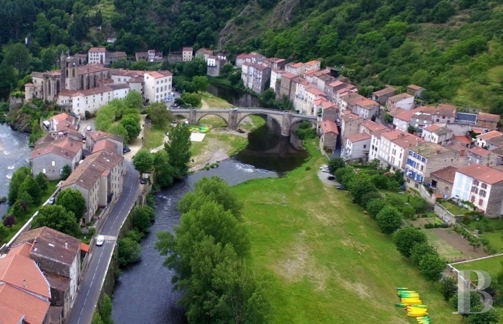 A village house overlooking the Gorges de l'Allier in Haute-Loire - photo  n°6