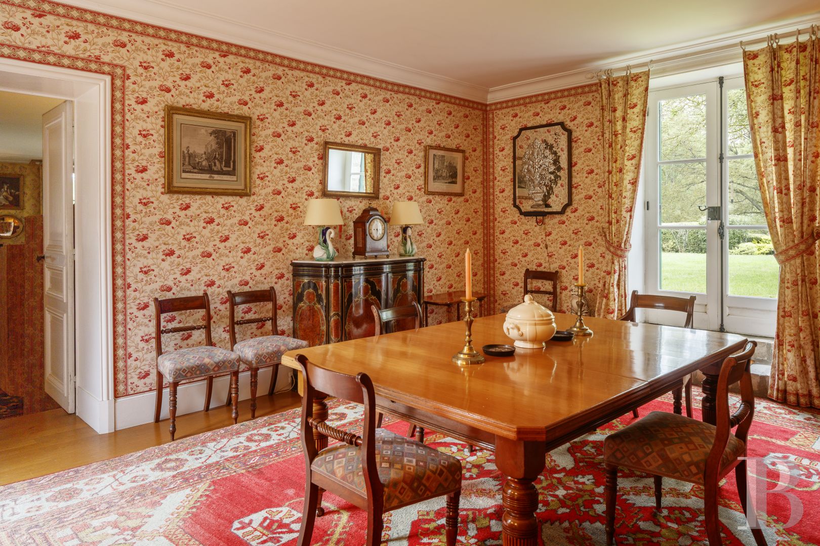 En Gâtinais, non loin de Paris, une maison de village blottie contre son grand jardin - photo  n°9