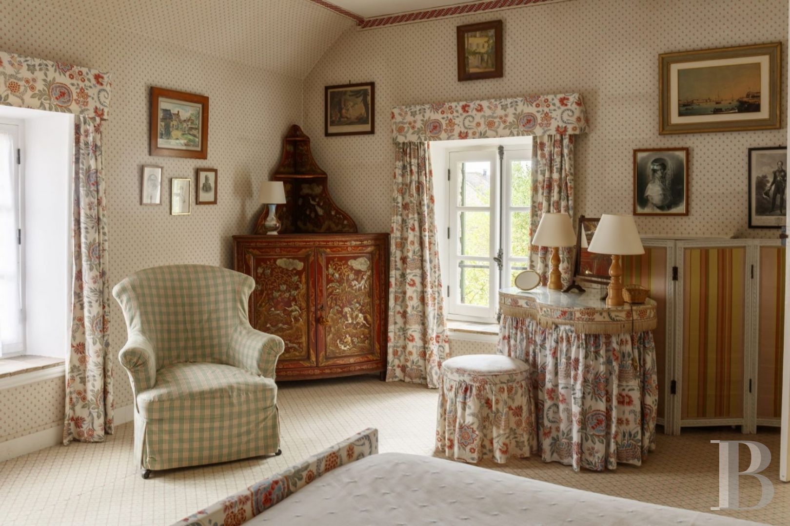 En Gâtinais, non loin de Paris, une maison de village blottie contre son grand jardin - photo  n°12