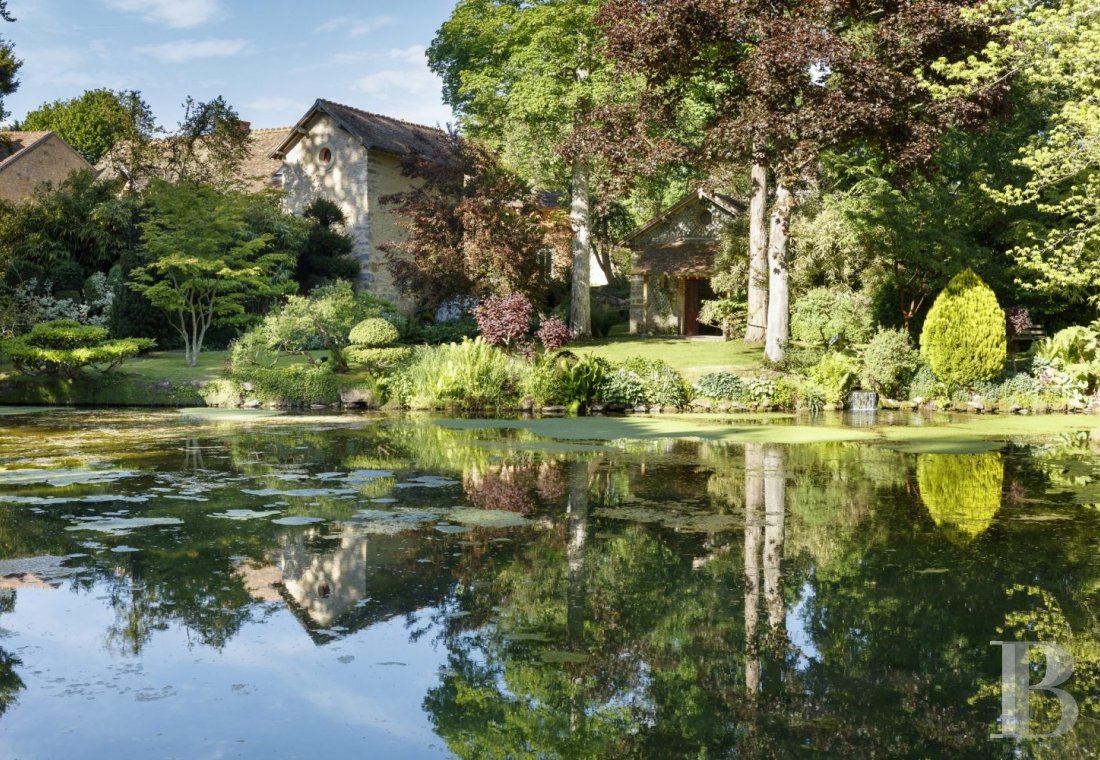 A chateau's former outbuildings transformed into guesthouses  in Courances and the province of Gâtinais - photo  n°5