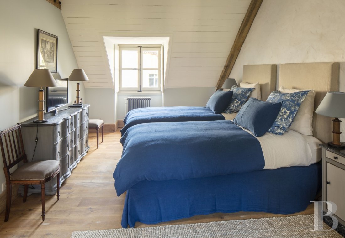 A chateau's former outbuildings transformed into guesthouses  in Courances and the province of Gâtinais - photo  n°14