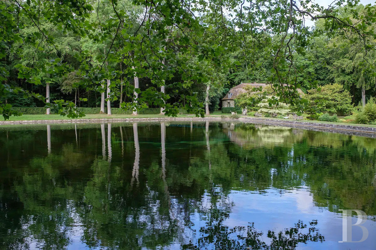A chateau's former outbuildings transformed into guesthouses  in Courances and the province of Gâtinais - photo  n°9
