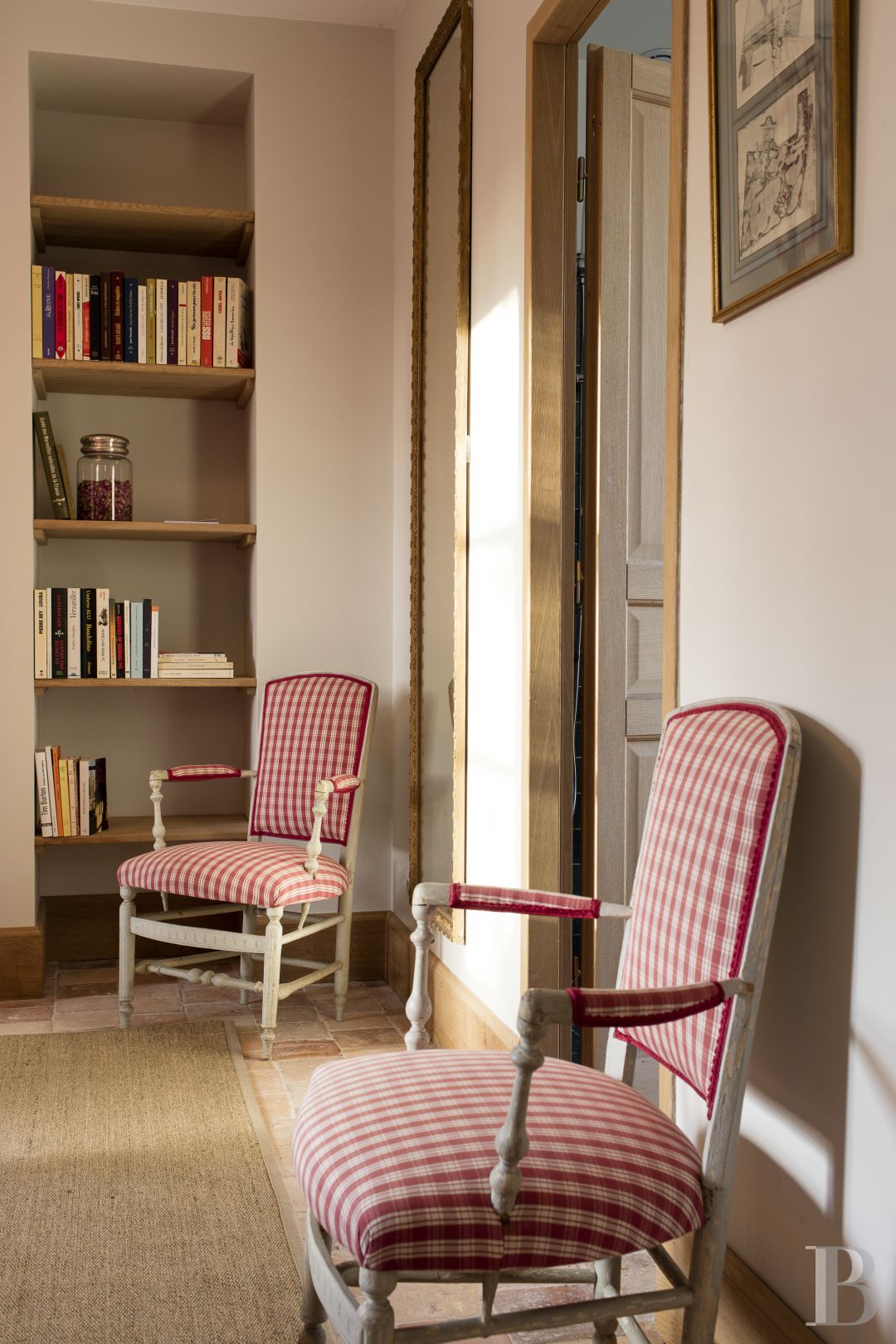 A chateau's former outbuildings transformed into guesthouses  in Courances and the province of Gâtinais - photo  n°24