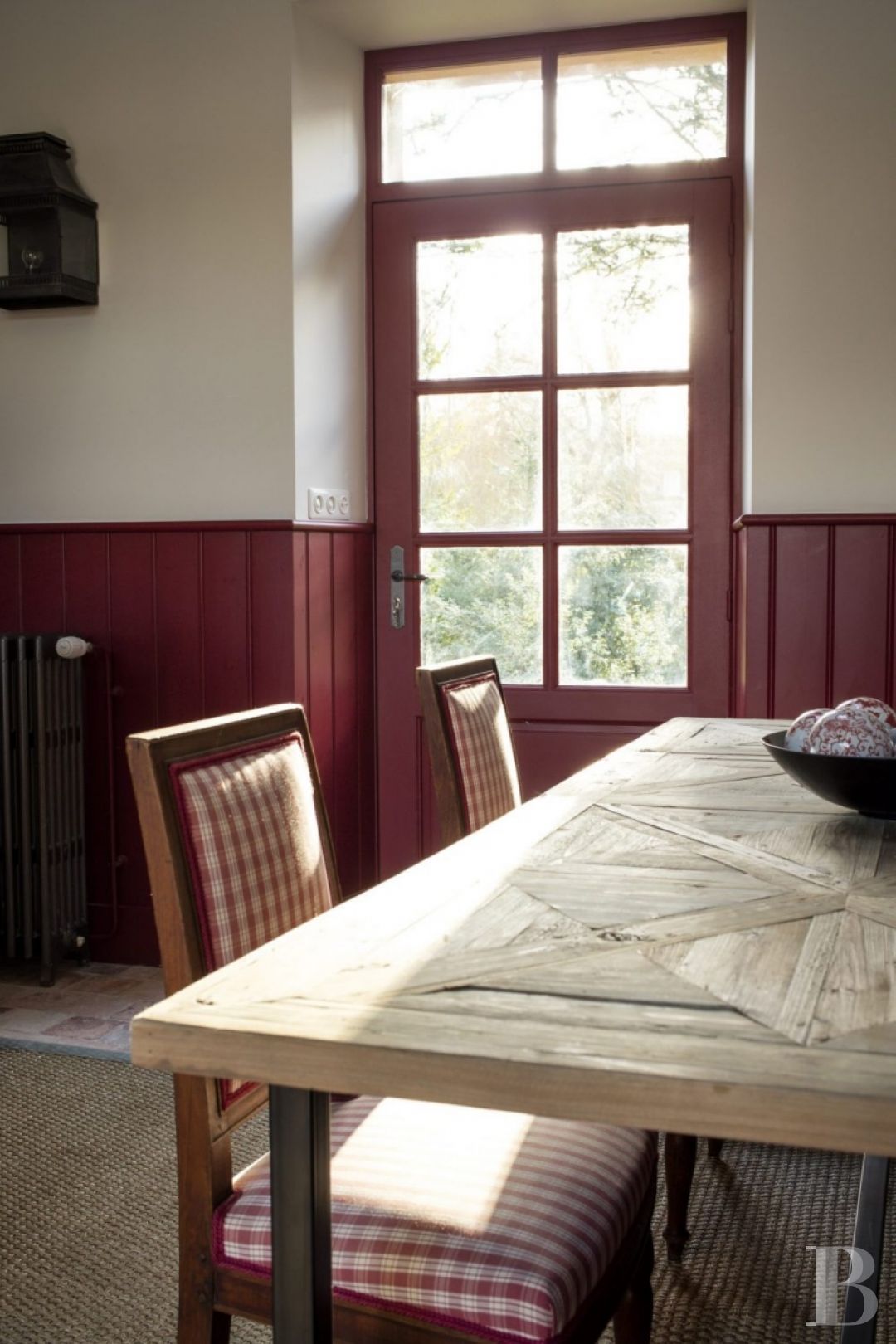 A chateau's former outbuildings transformed into guesthouses  in Courances and the province of Gâtinais - photo  n°20