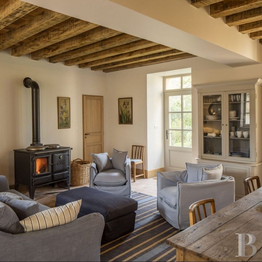 A chateau's former outbuildings transformed into guesthouses  in Courances and the province of Gâtinais - photo  n°12