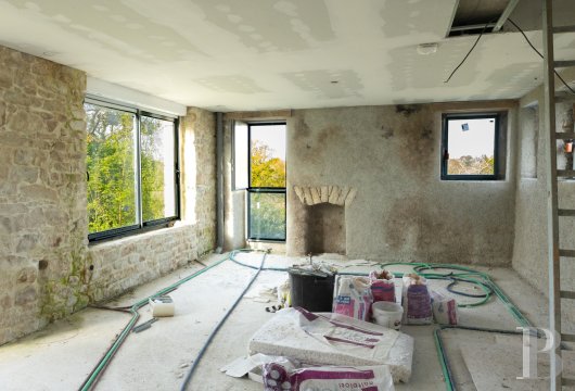 character properties France brittany   - 6