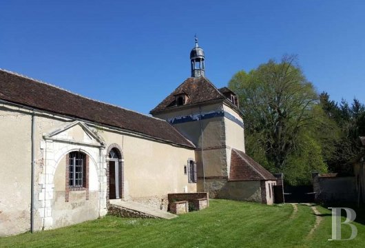 A 17th century chateau open to all arts and cultures in Yonne, Burgundy - photo  n°18