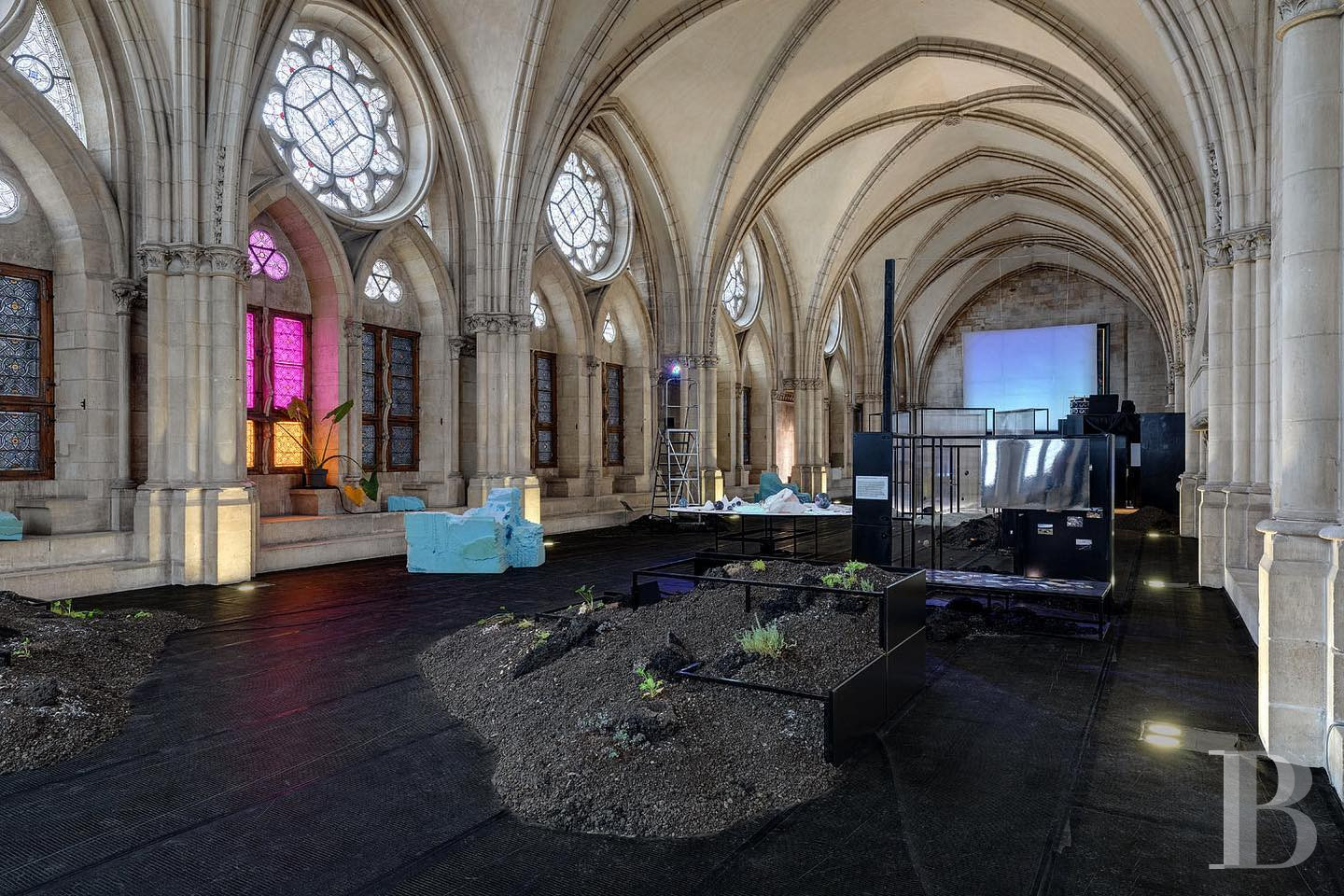 A 17th century chateau open to all arts and cultures in Yonne, Burgundy - photo  n°19