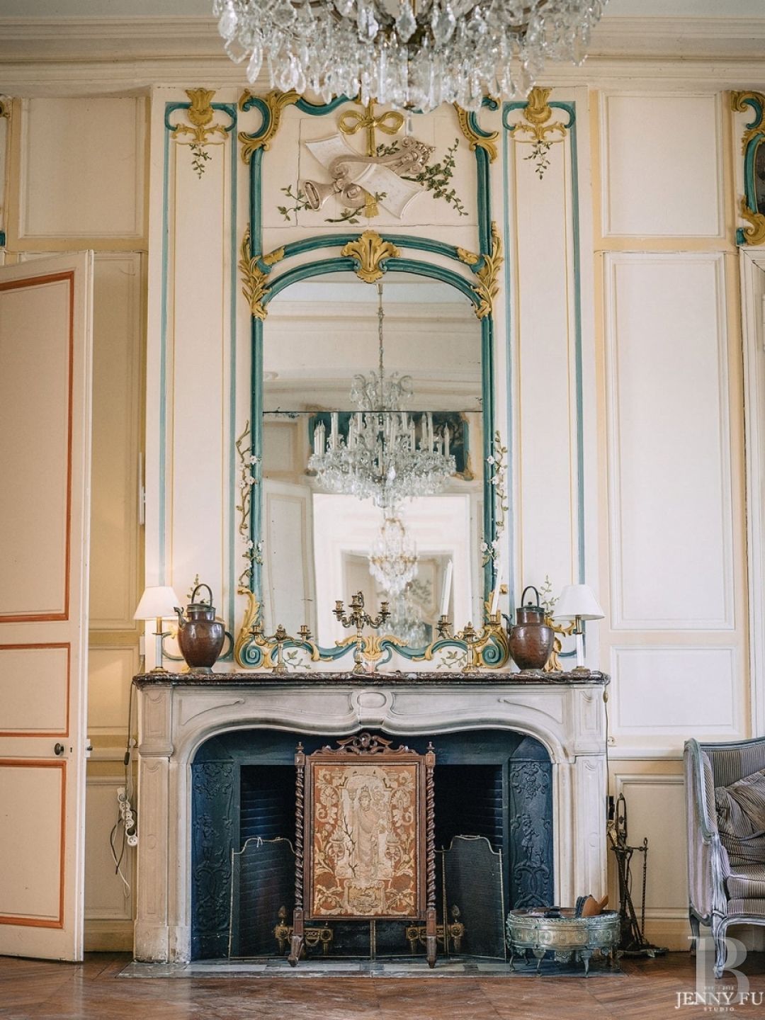 A 17th century chateau open to all arts and cultures in Yonne, Burgundy - photo  n°20