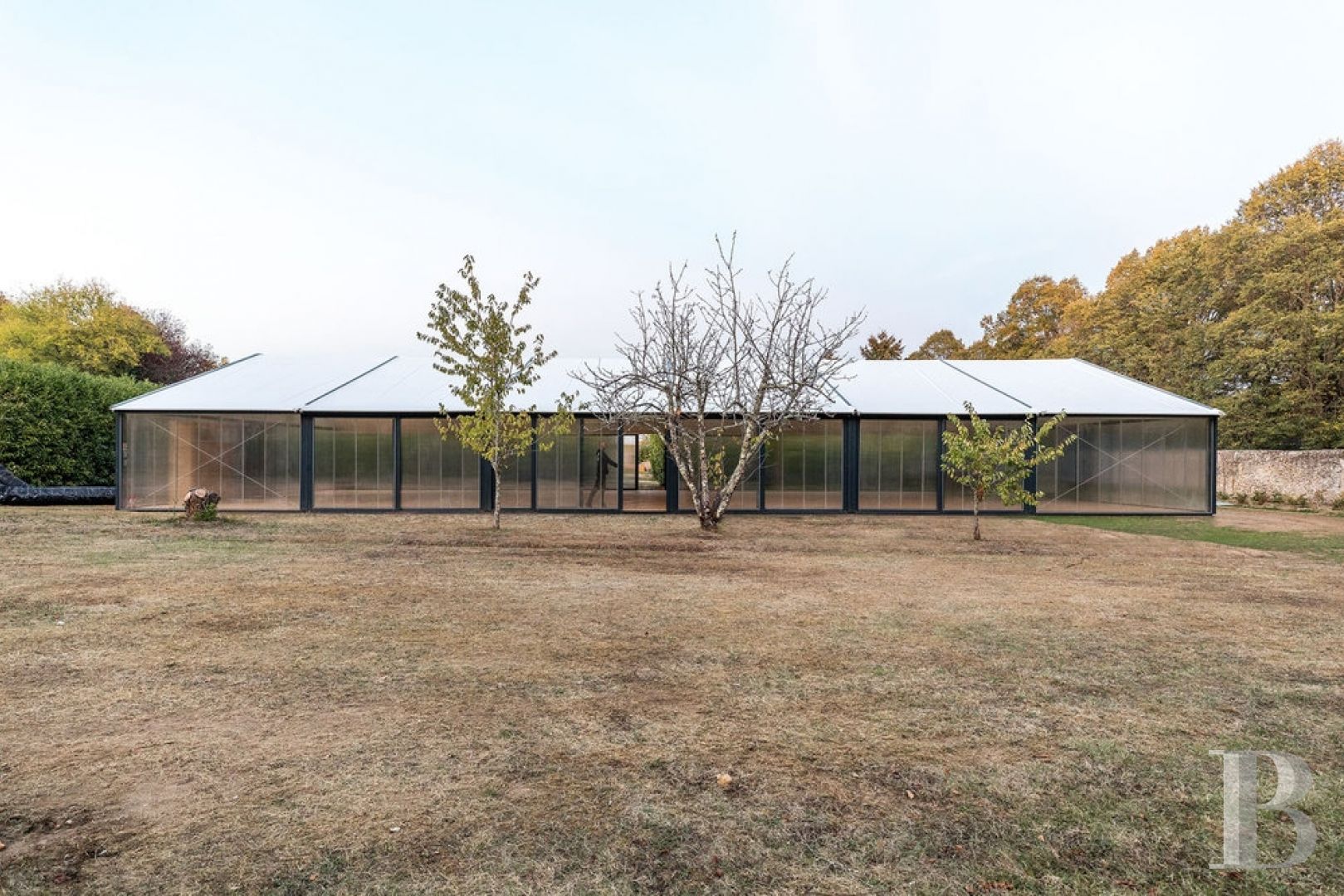 A 17th century chateau open to all arts and cultures in Yonne, Burgundy - photo  n°12